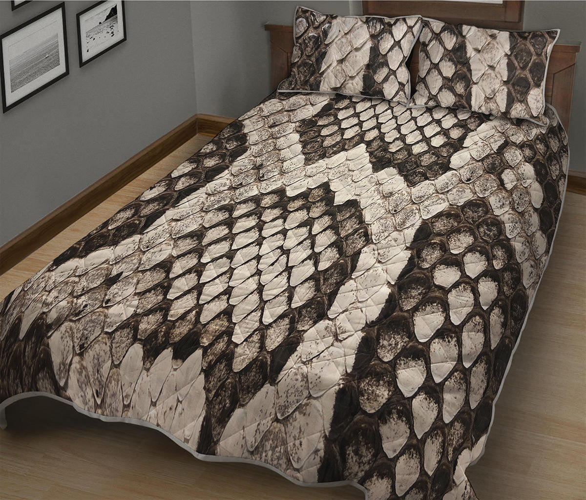 Beige Snakeskin Print Quilt Bed Set