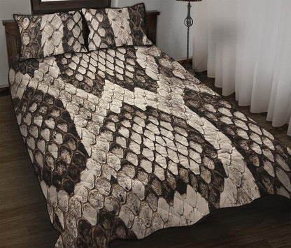 Beige Snakeskin Print Quilt Bed Set