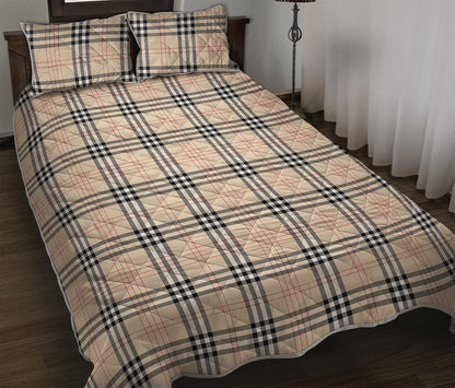 Beige Tartan Pattern Print Quilt Bed Set