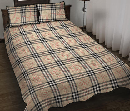 Beige Tartan Pattern Print Quilt Bed Set