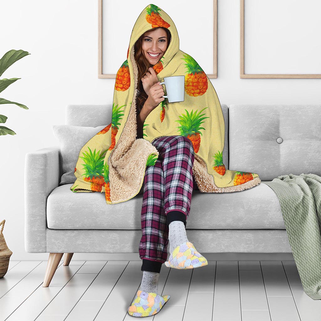 Beige Watercolor Pineapple Pattern Print Hooded Blanket