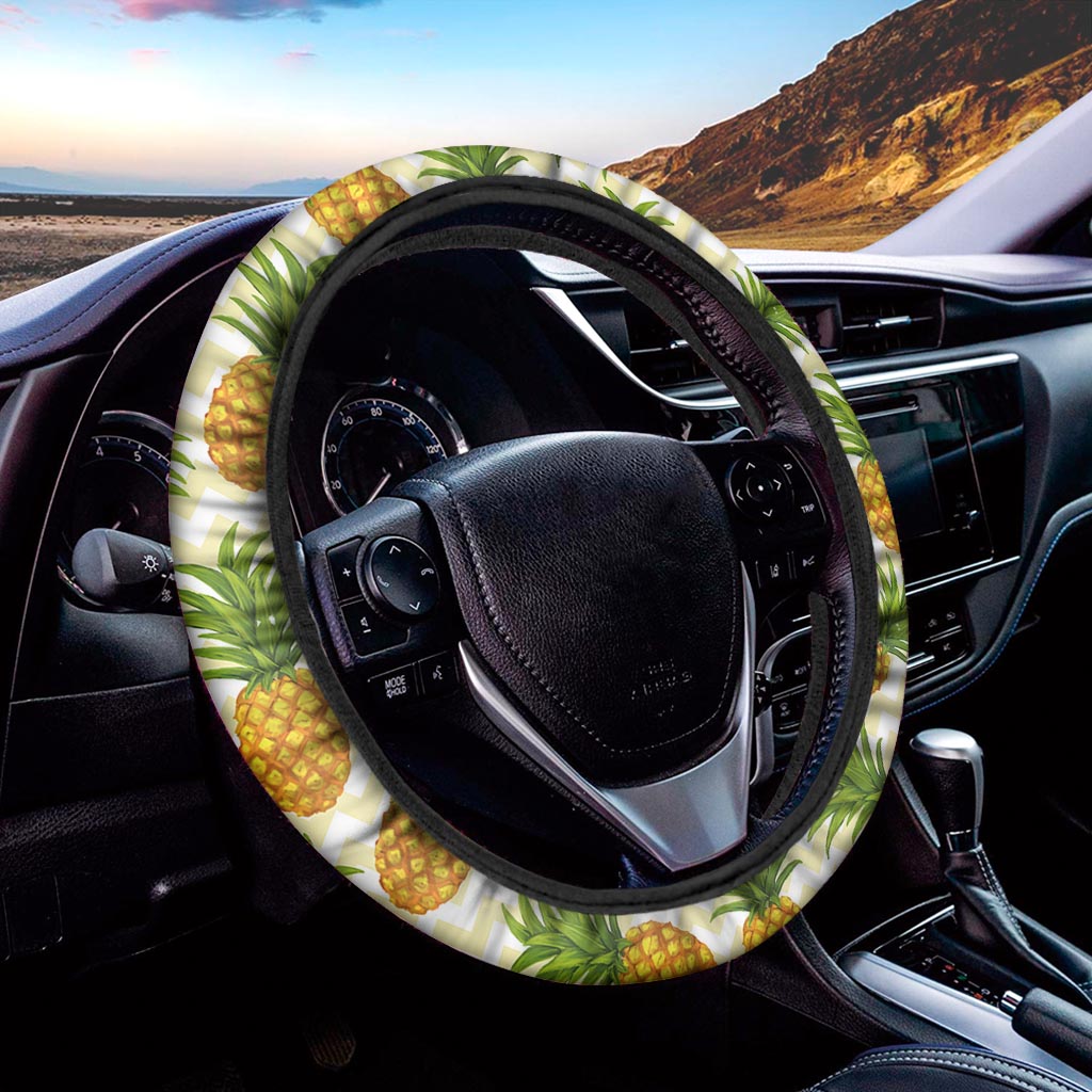 Beige Zig Zag Pineapple Pattern Print Car Steering Wheel Cover