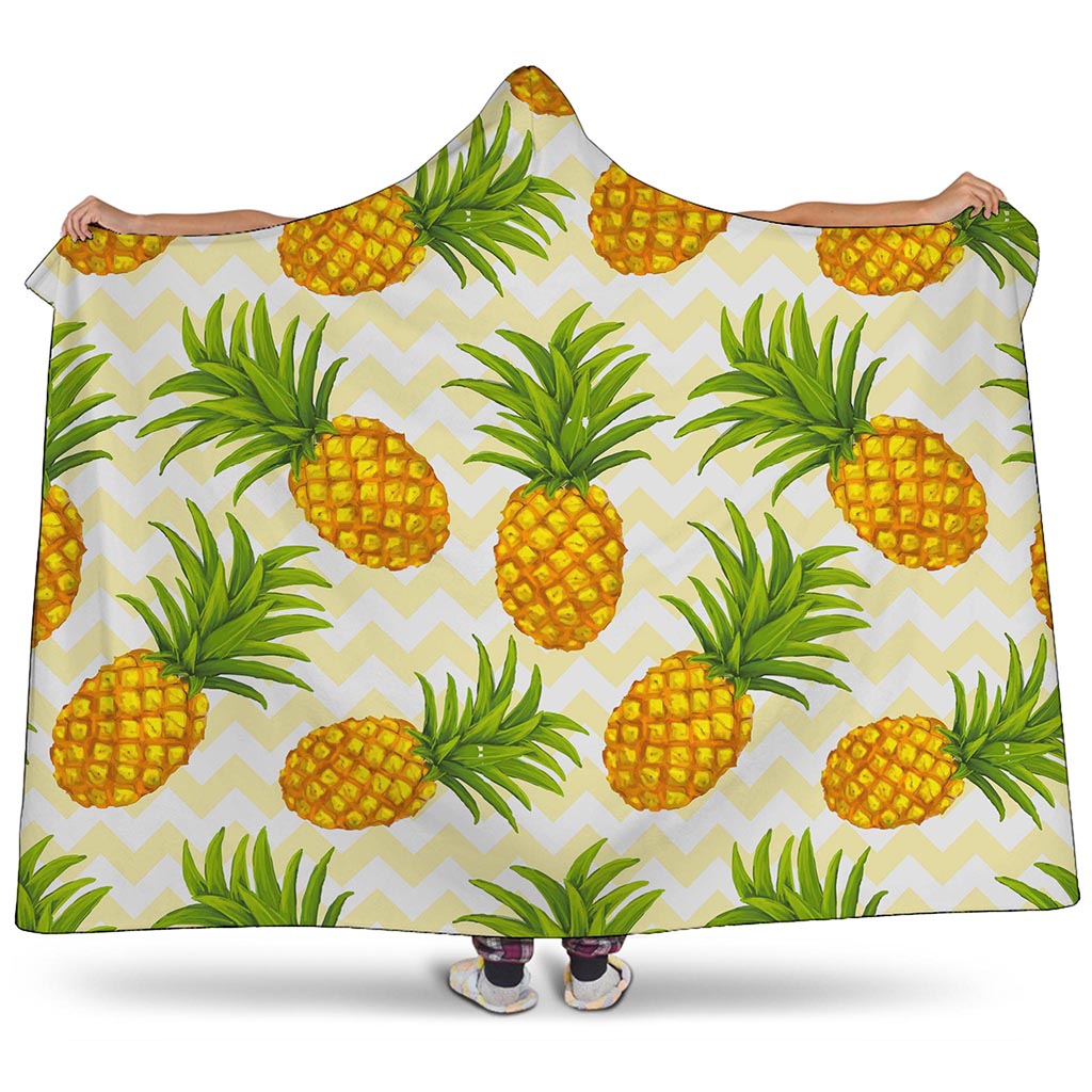 Beige Zig Zag Pineapple Pattern Print Hooded Blanket