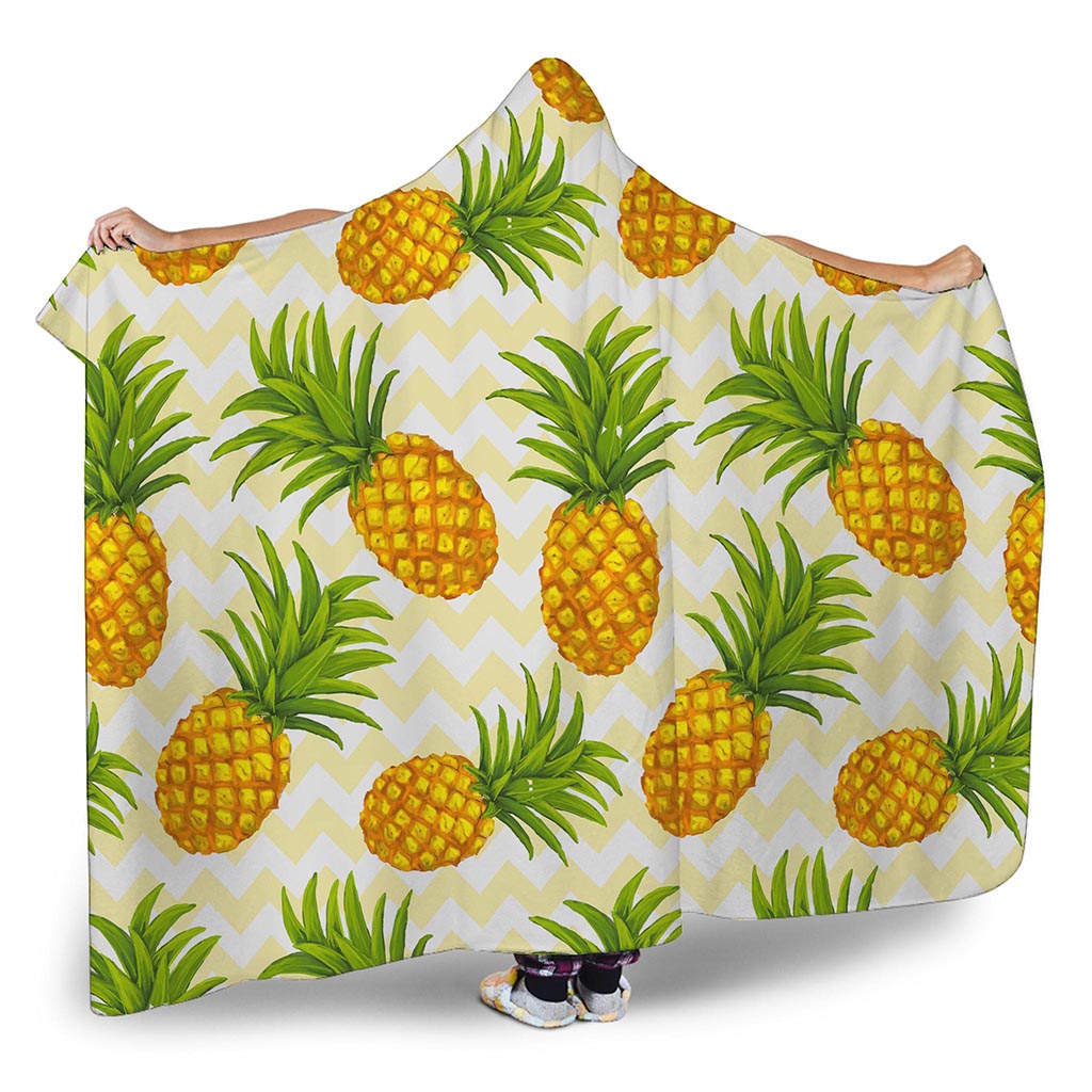 Beige Zig Zag Pineapple Pattern Print Hooded Blanket