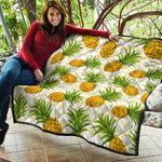 Beige Zig Zag Pineapple Pattern Print Quilt