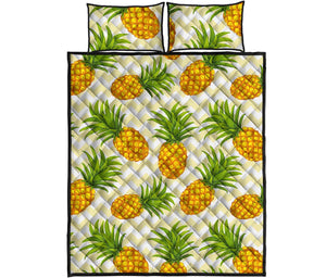 Beige Zig Zag Pineapple Pattern Print Quilt Bed Set