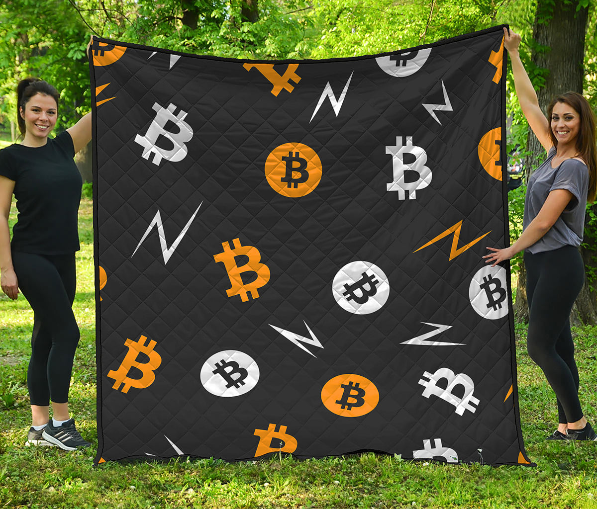 Bitcoin Symbol Pattern Print Quilt