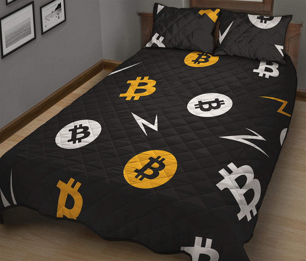 Bitcoin Symbol Pattern Print Quilt Bed Set
