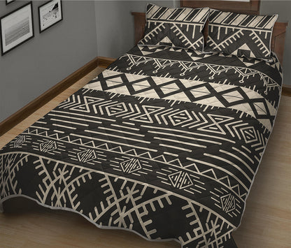 Black And Beige Aztec Pattern Print Quilt Bed Set