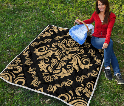 Black And Beige Damask Pattern Print Quilt