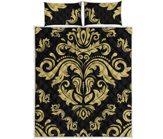 Black And Beige Damask Pattern Print Quilt Bed Set