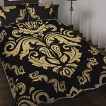 Black And Beige Damask Pattern Print Quilt Bed Set