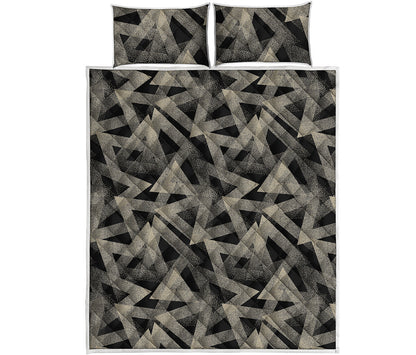 Black And Beige Geometric Triangle Print Quilt Bed Set