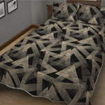 Black And Beige Geometric Triangle Print Quilt Bed Set