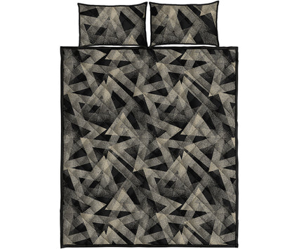 Black And Beige Geometric Triangle Print Quilt Bed Set