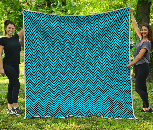 Black And Blue Chevron Pattern Print Quilt