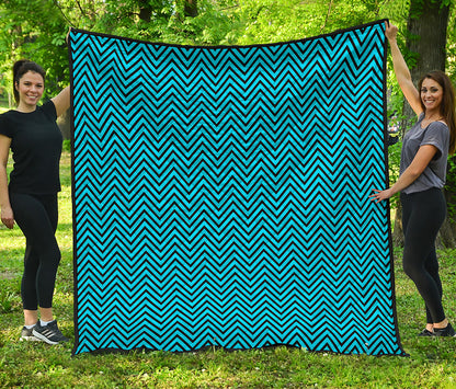 Black And Blue Chevron Pattern Print Quilt