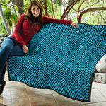 Black And Blue Chevron Pattern Print Quilt