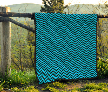 Black And Blue Chevron Pattern Print Quilt