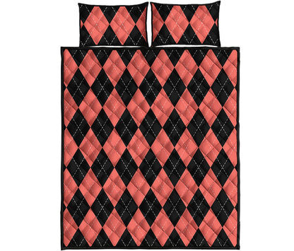 Black And Coral Argyle Pattern Print Quilt Bed Set