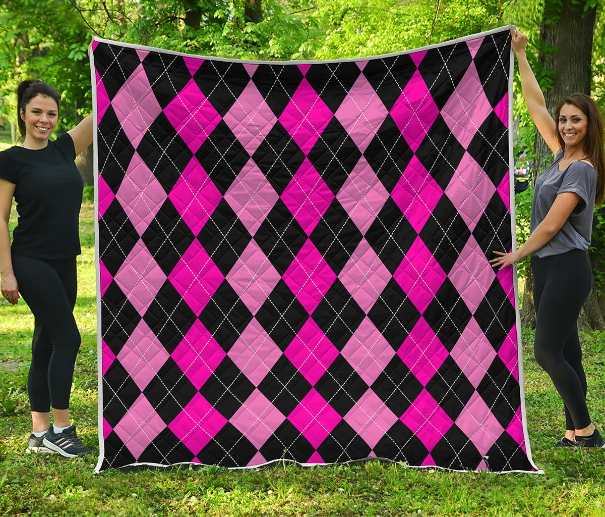 Black And Deep Pink Argyle Pattern Print Quilt