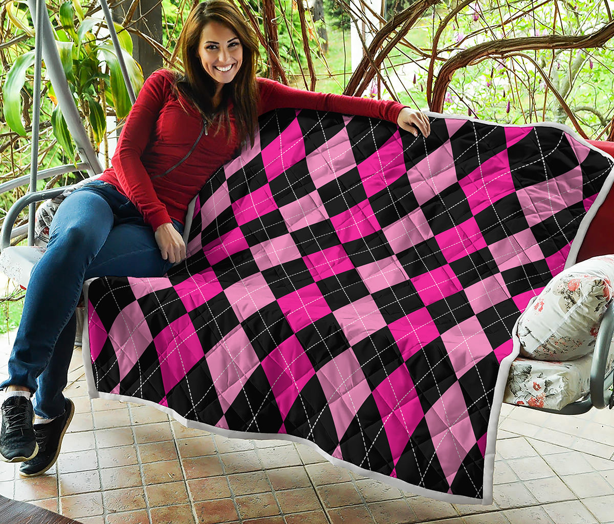 Black And Deep Pink Argyle Pattern Print Quilt
