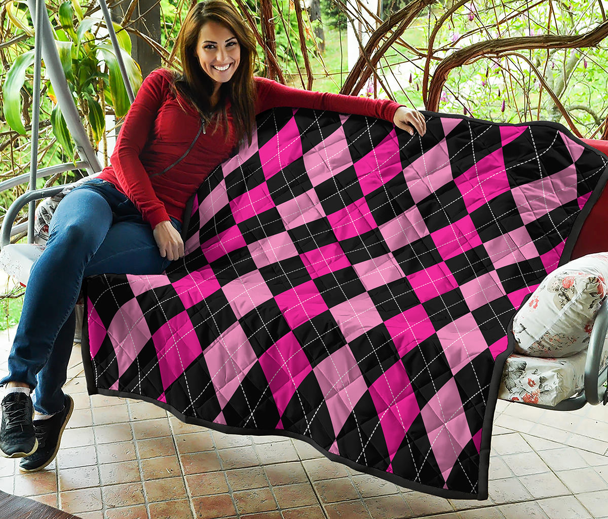 Black And Deep Pink Argyle Pattern Print Quilt