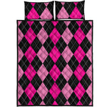 Black And Deep Pink Argyle Pattern Print Quilt Bed Set