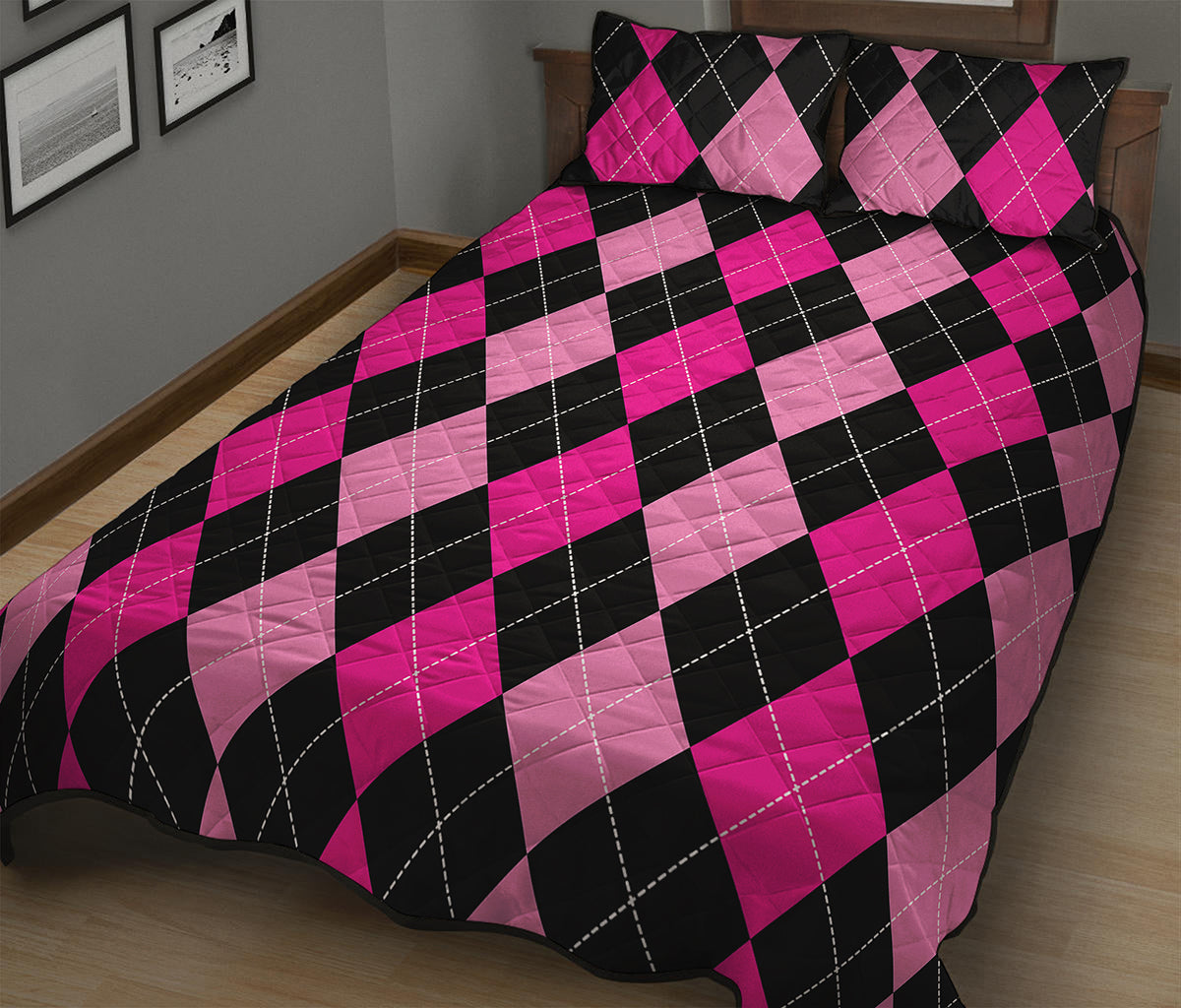 Black And Deep Pink Argyle Pattern Print Quilt Bed Set