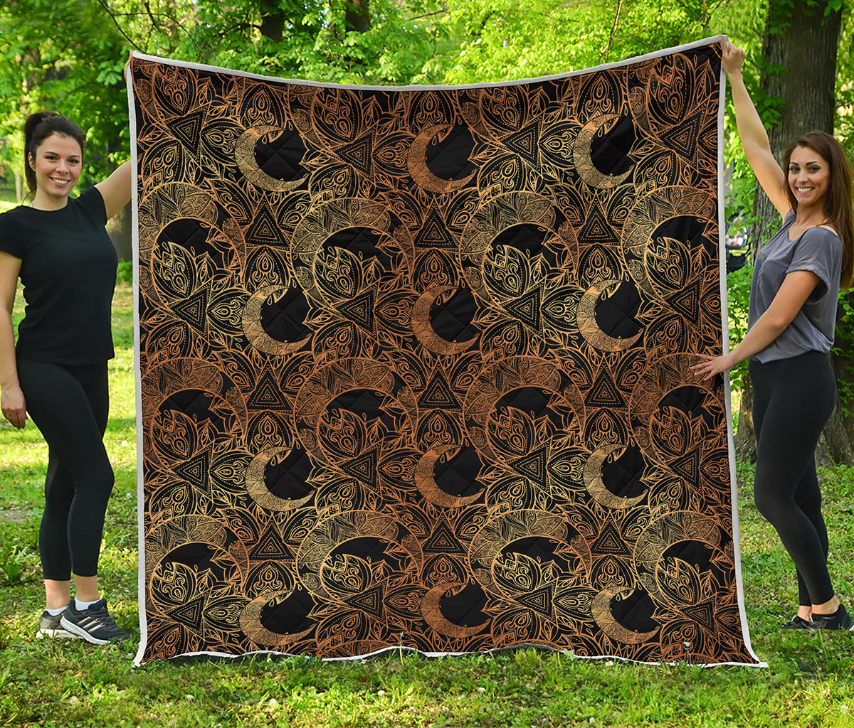Black And Gold Celestial Pattern Print Quilt