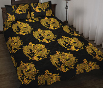Black And Gold Dragon Pattern Print Quilt Bed Set