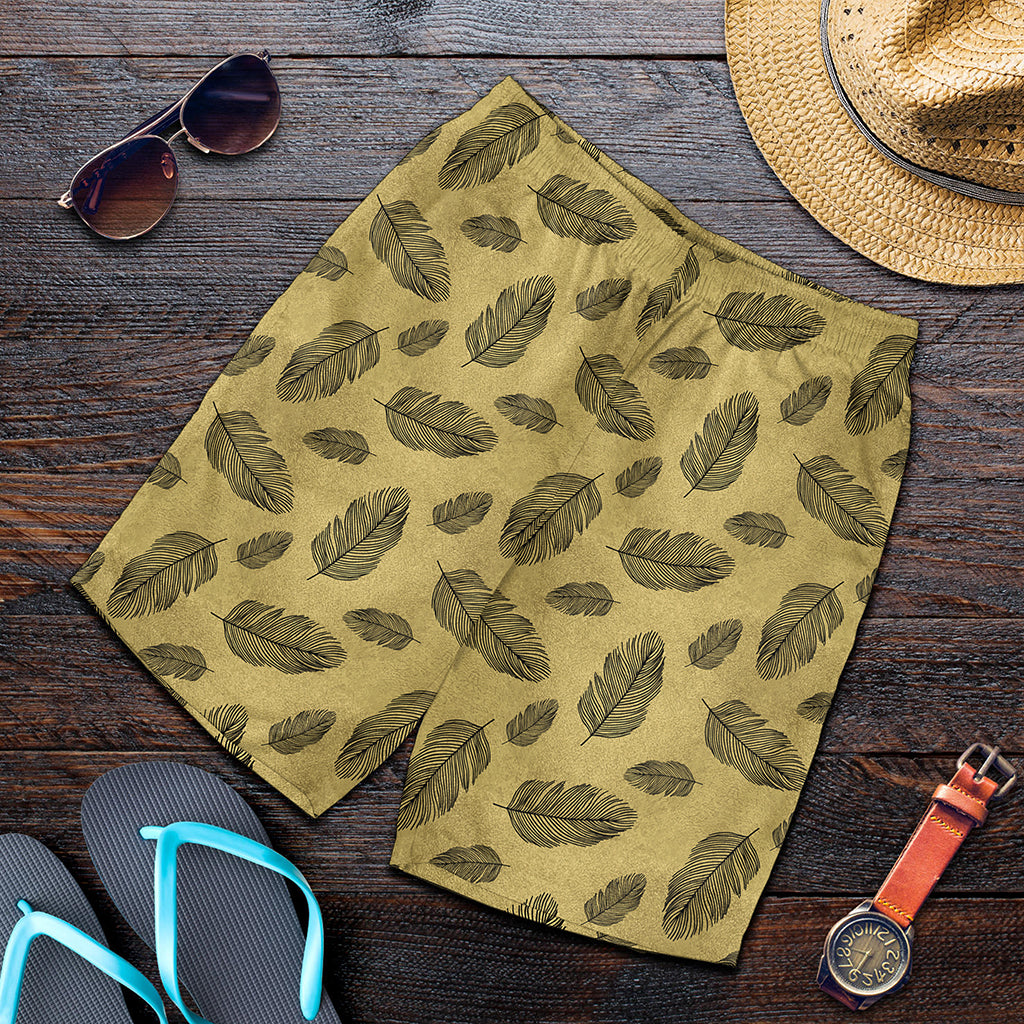 Black And Gold Feather Pattern Print Men's Shorts