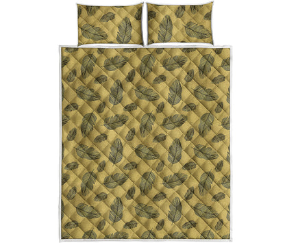 Black And Gold Feather Pattern Print Quilt Bed Set