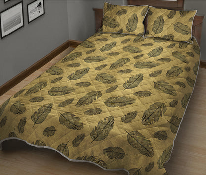 Black And Gold Feather Pattern Print Quilt Bed Set
