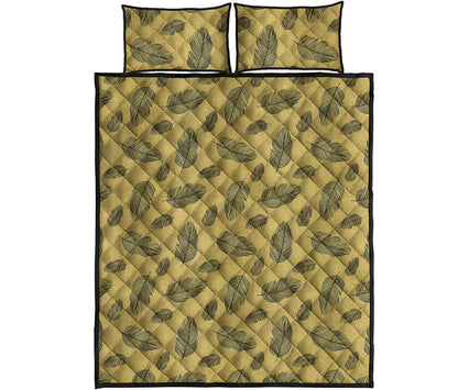 Black And Gold Feather Pattern Print Quilt Bed Set