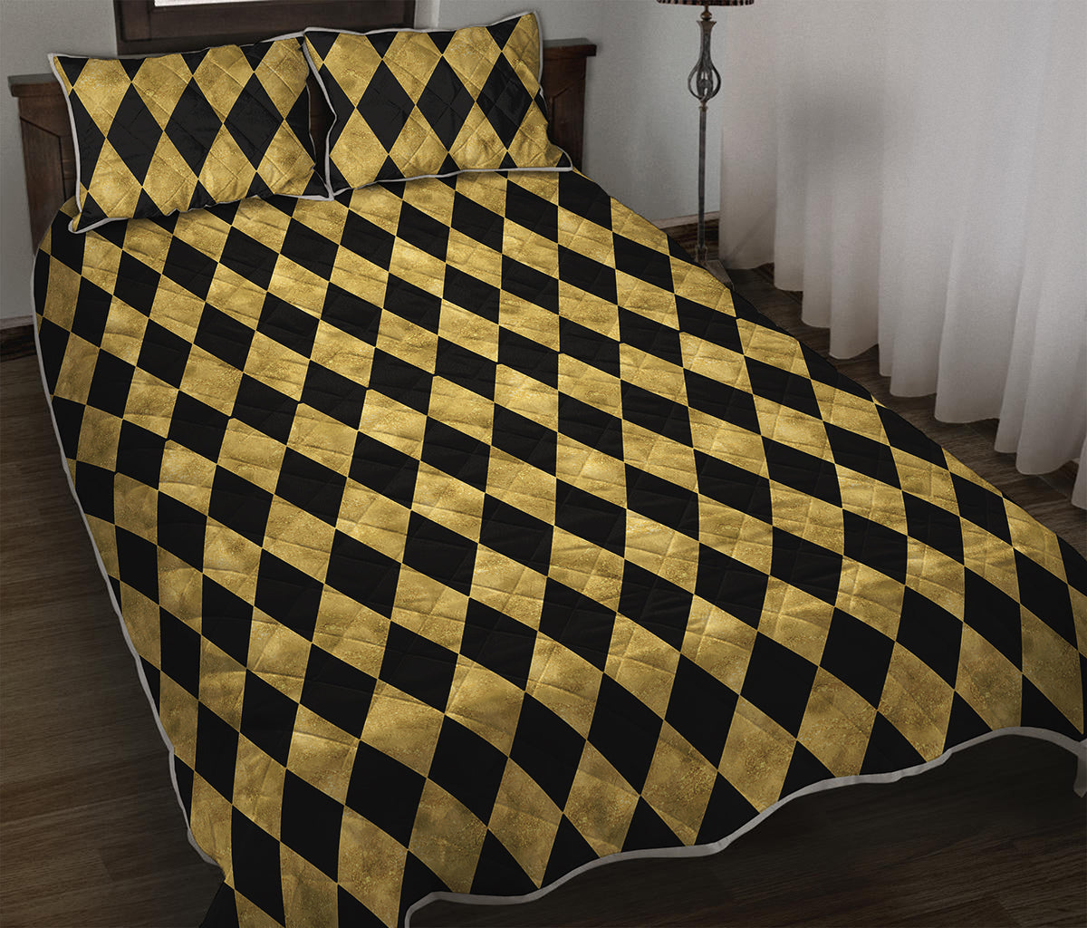 Black And Gold Harlequin Pattern Print Quilt Bed Set