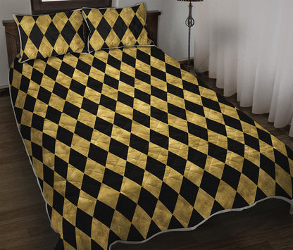 Black And Gold Harlequin Pattern Print Quilt Bed Set