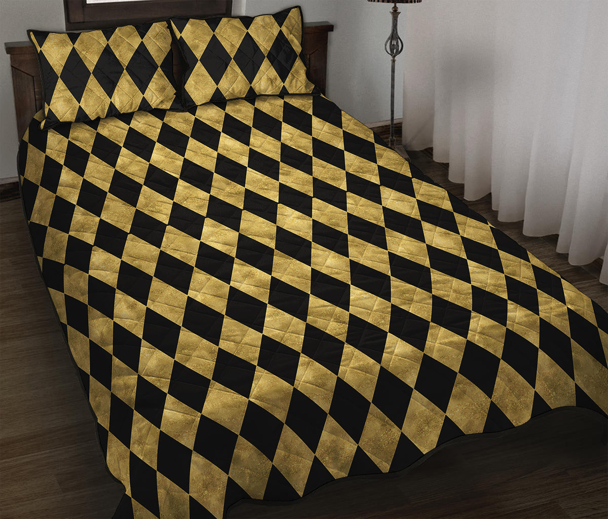 Black And Gold Harlequin Pattern Print Quilt Bed Set