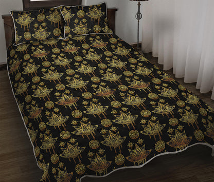 Black And Gold Lotus Flower Print Quilt Bed Set