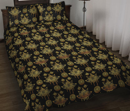 Black And Gold Lotus Flower Print Quilt Bed Set