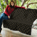 Black And Gold Orthodox Pattern Print Quilt
