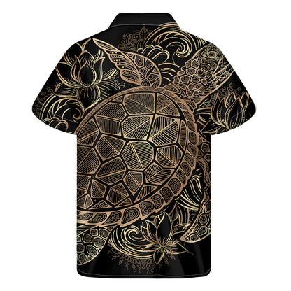 Black And Gold Sea Turtle Print Men's Short Sleeve Shirt