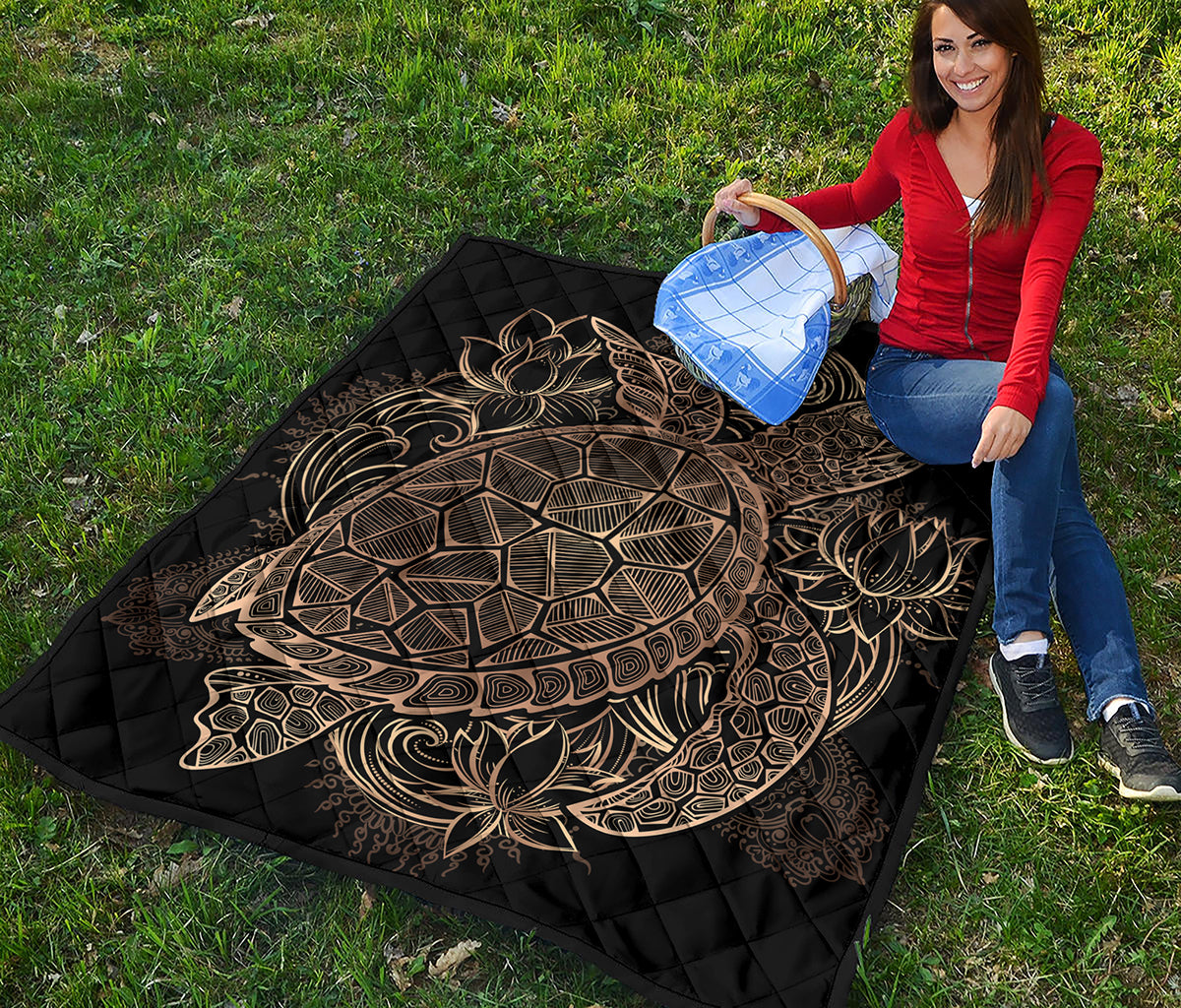 Black And Gold Sea Turtle Print Quilt