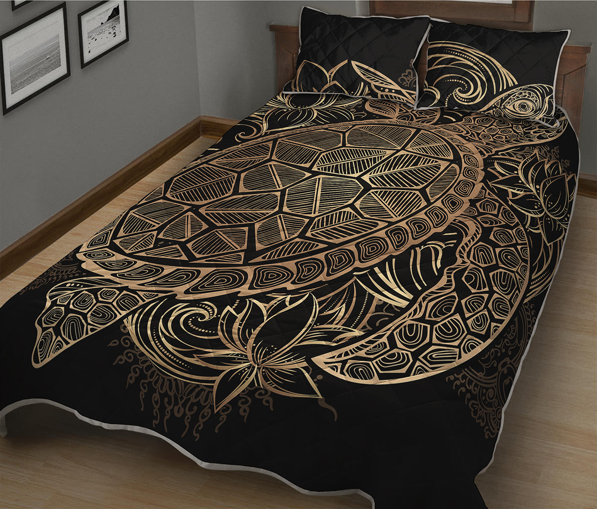 Black And Gold Sea Turtle Print Quilt Bed Set