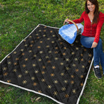 Black And Gold Snowflake Pattern Print Quilt
