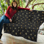 Black And Gold Snowflake Pattern Print Quilt