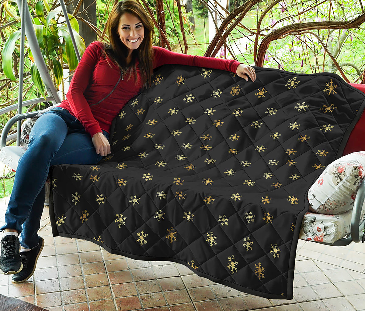 Black And Gold Snowflake Pattern Print Quilt