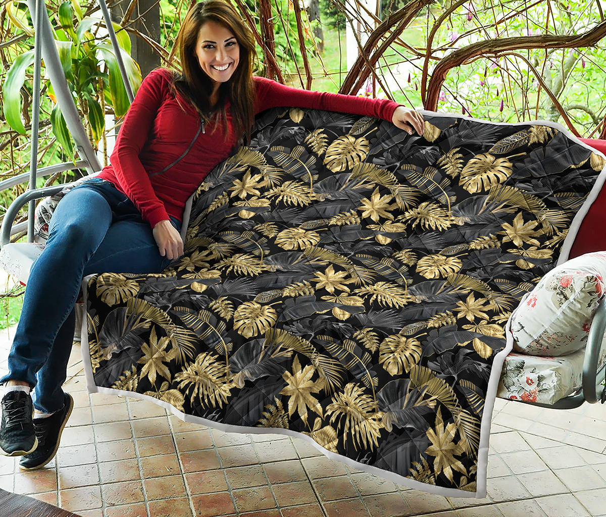 Black And Gold Tropical Pattern Print Quilt