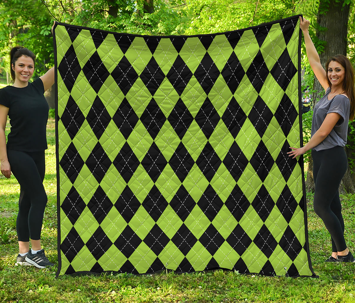 Black And Green Argyle Pattern Print Quilt