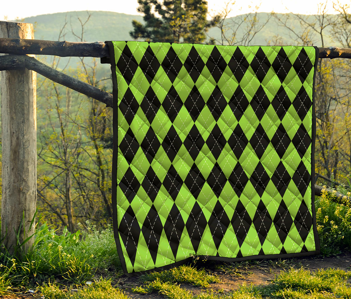 Black And Green Argyle Pattern Print Quilt